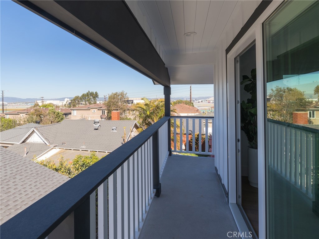 935 Cypress Street