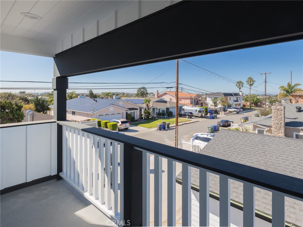 935 Cypress Street