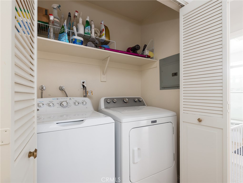 400 Richmond Street Unit: 2