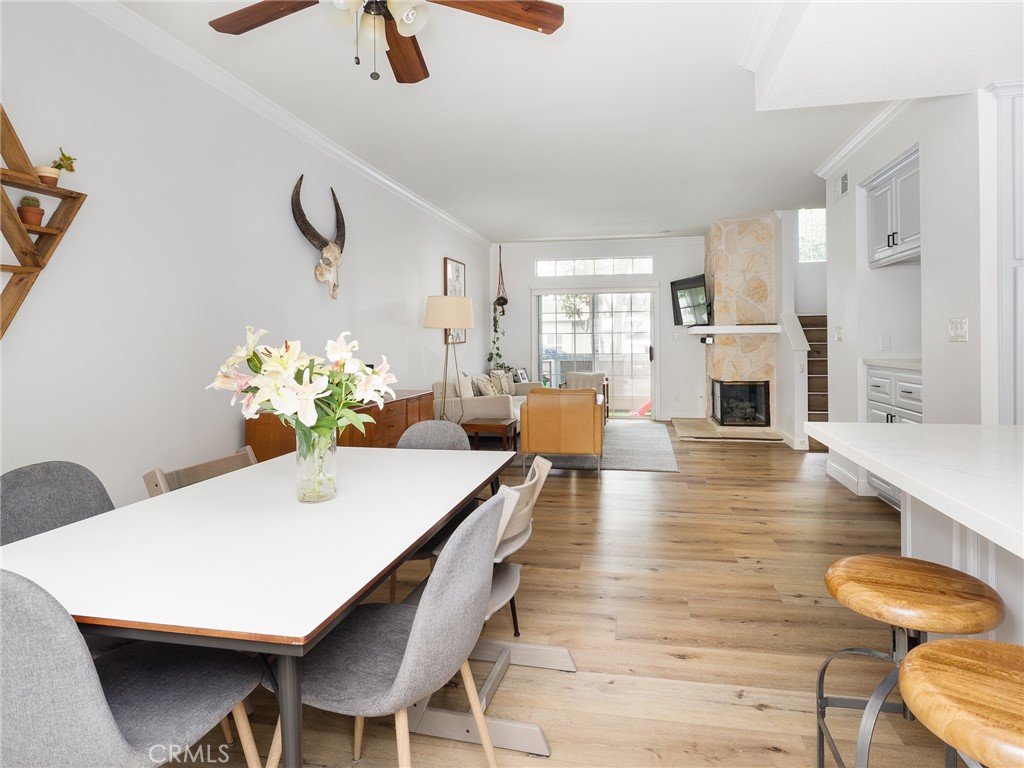 400 Richmond Street Unit: 2