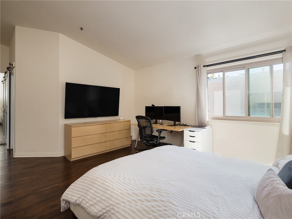530 Sierra Place Unit: 5
