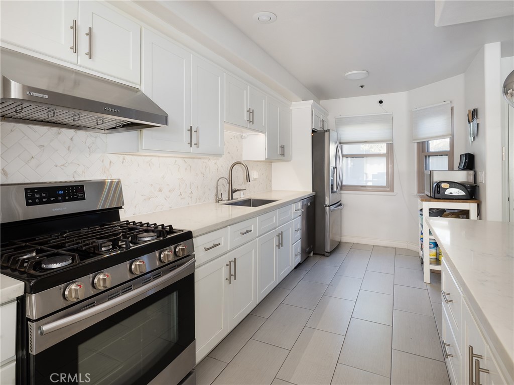 530 Sierra Place Unit: 5