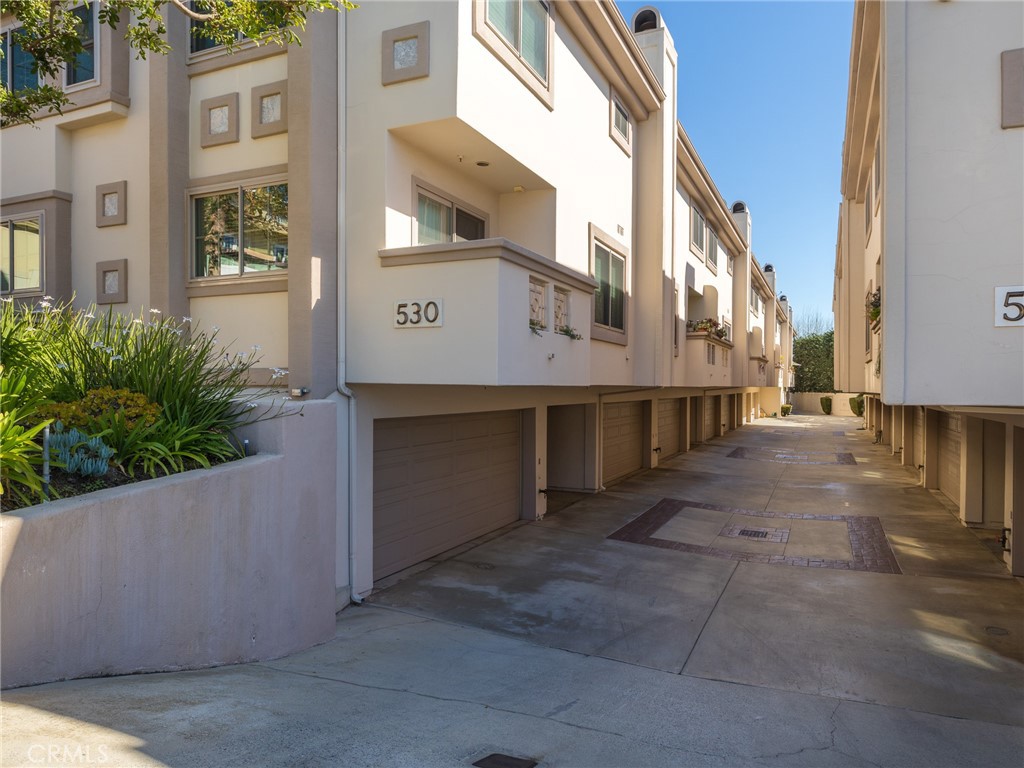530 Sierra Place Unit: 5