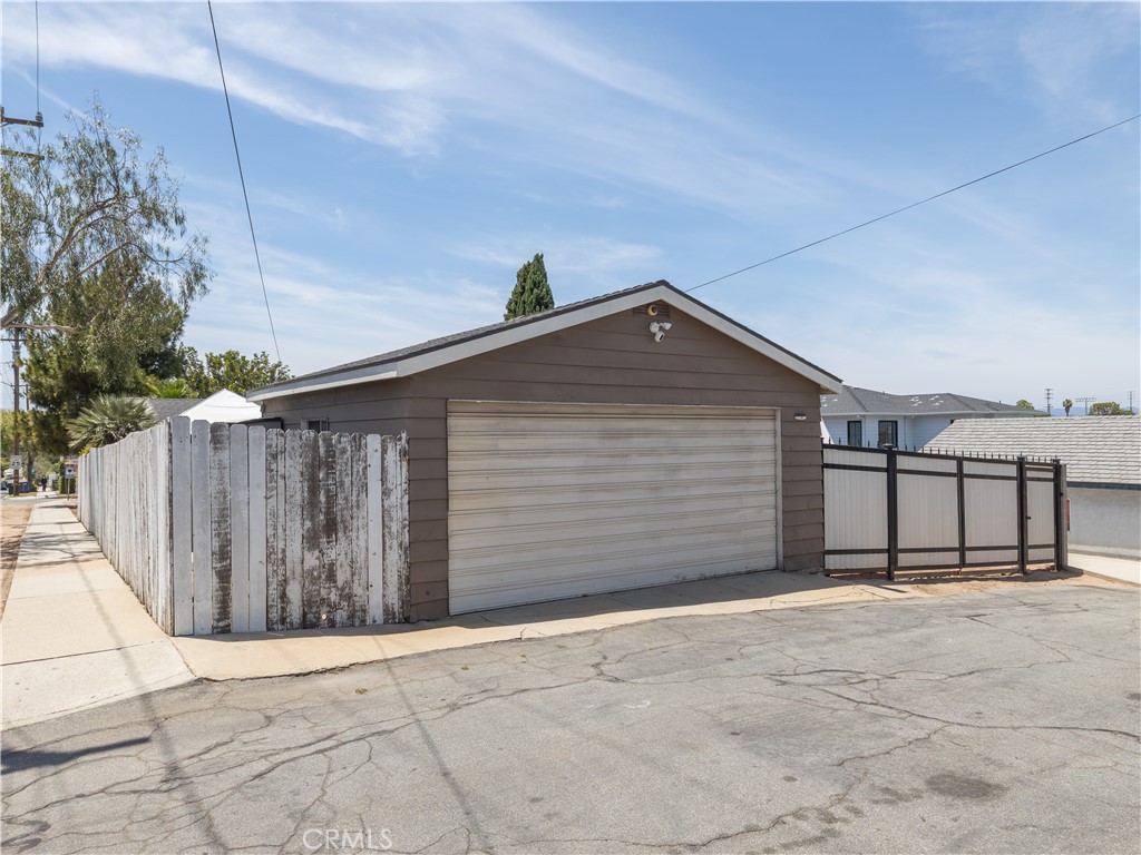 602 Arena Street