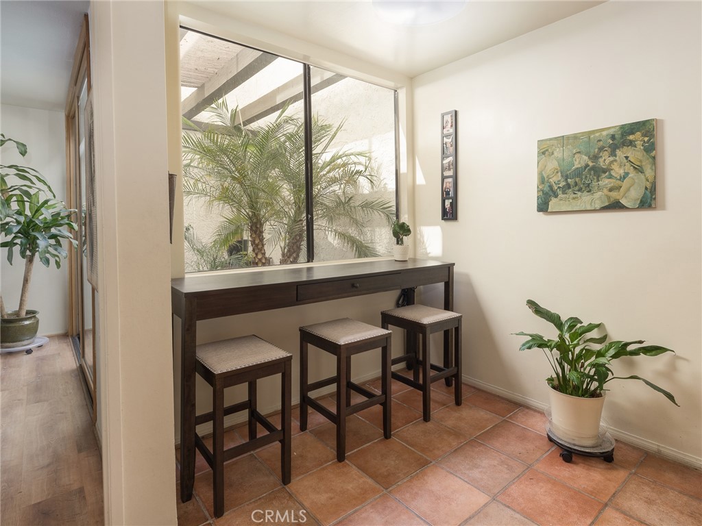 840 20th Street Unit: 5