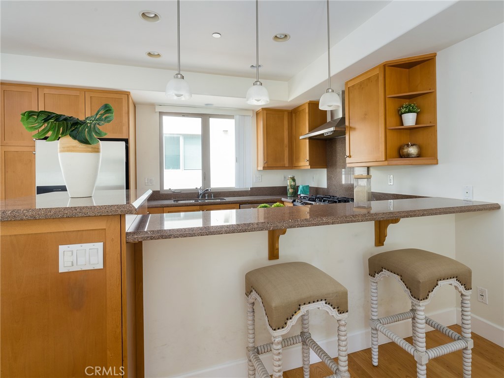 301 kansas Street Unit: C