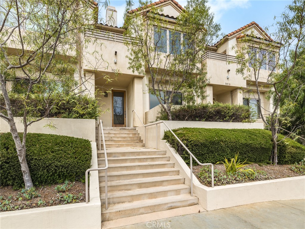 301 kansas Street Unit: C