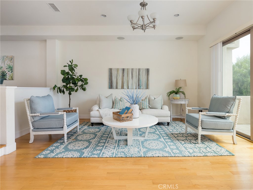 301 kansas Street Unit: C