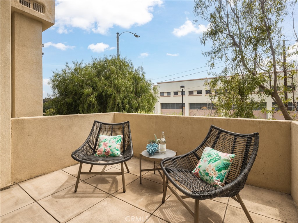 301 kansas Street Unit: C