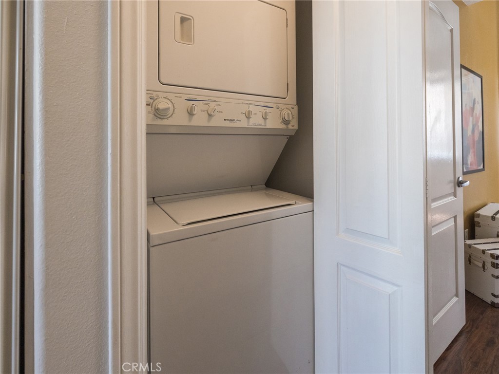 7120 LA TIJERA Boulevard Unit: D201
