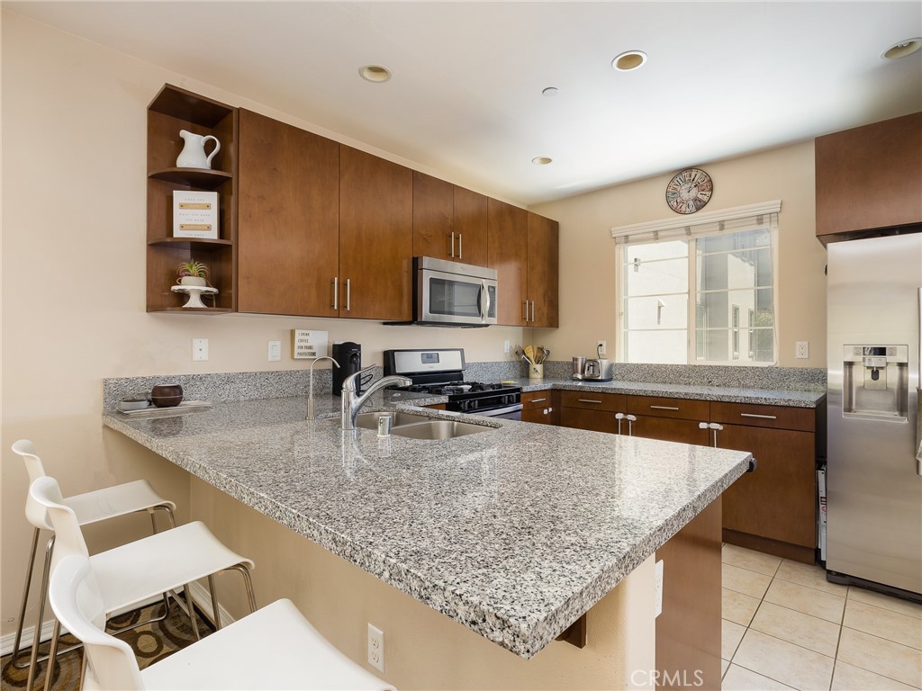 1700 E Mariposa Avenue Unit: 3