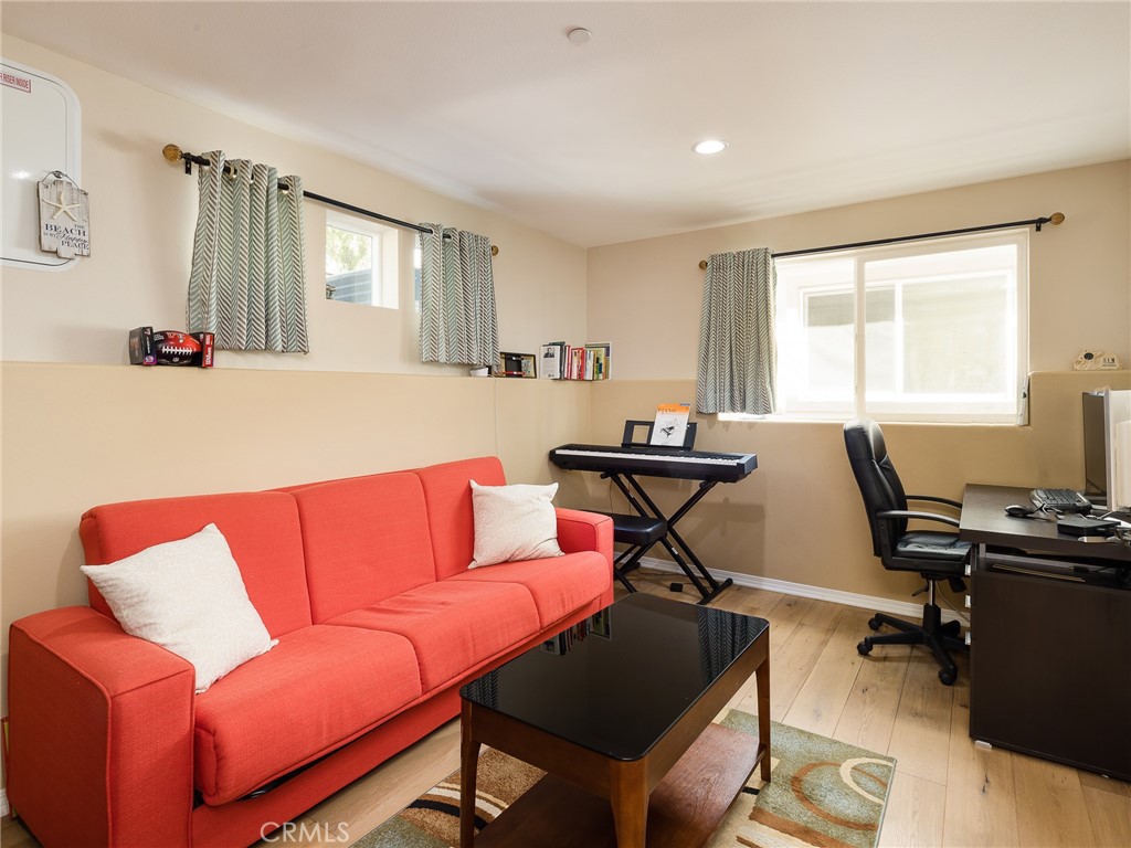1700 E Mariposa Avenue Unit: 3