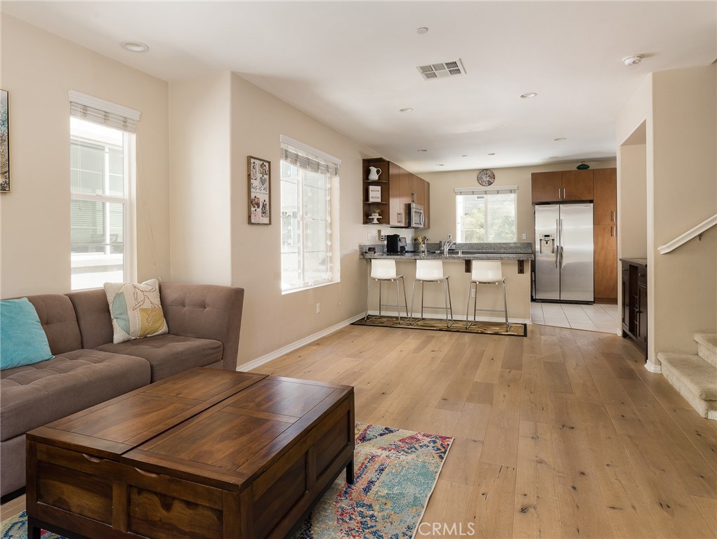 1700 E Mariposa Avenue Unit: 3