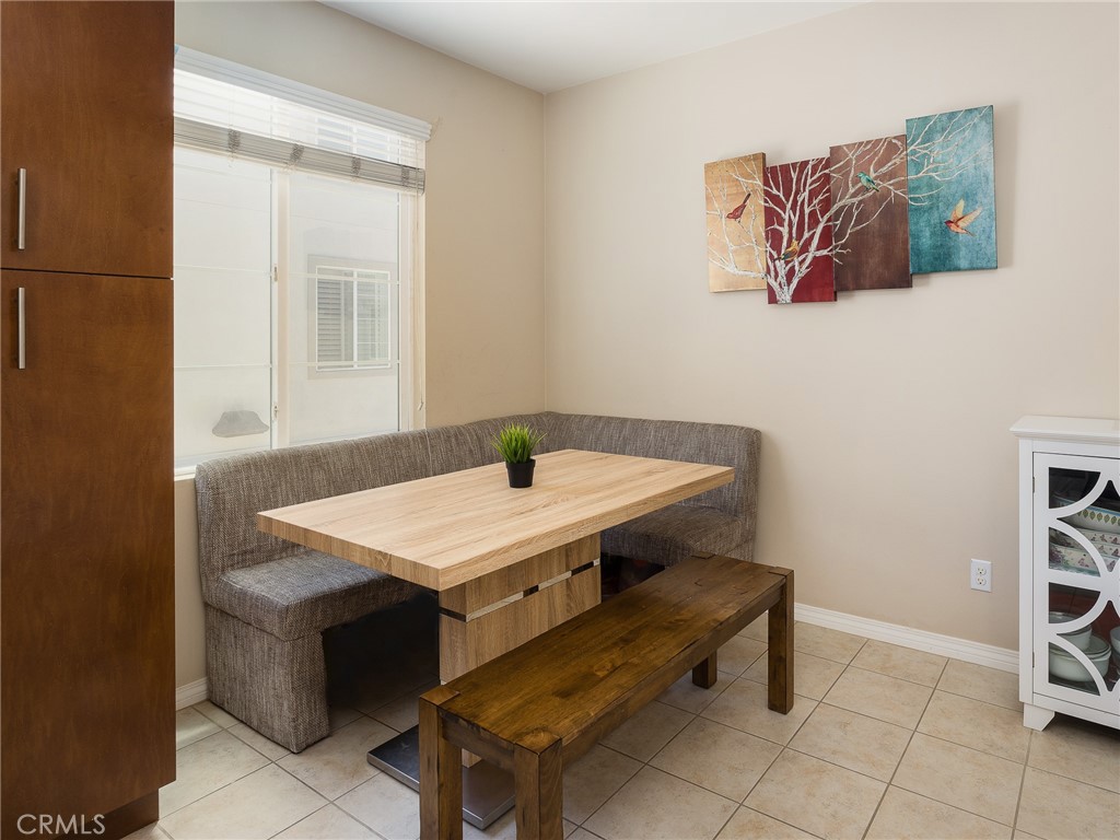 1700 E Mariposa Avenue Unit: 3