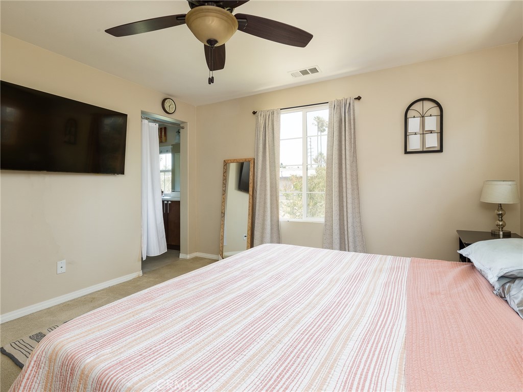 1700 E Mariposa Avenue Unit: 3