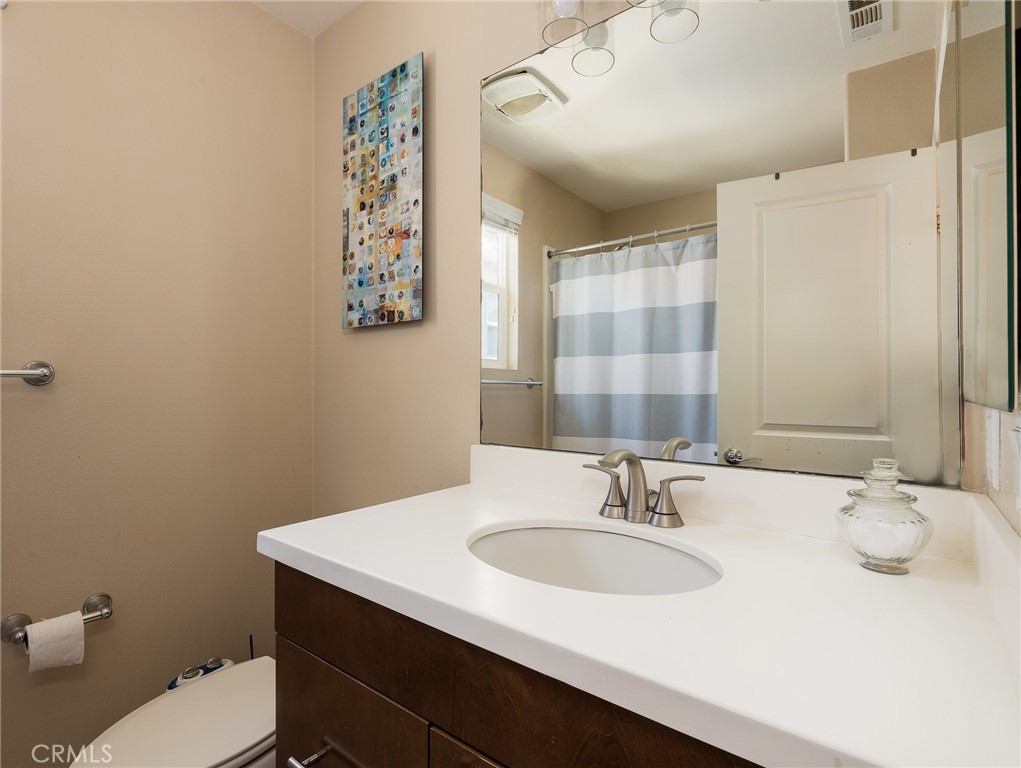 1700 E Mariposa Avenue Unit: 3