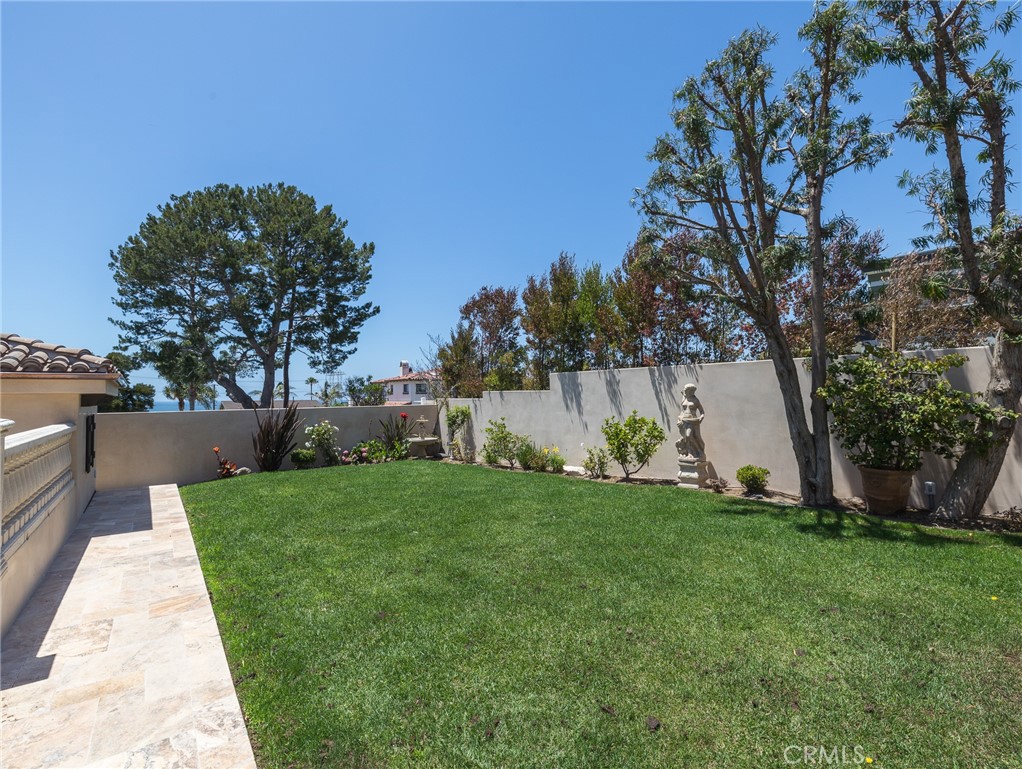 639 W Oak Avenue