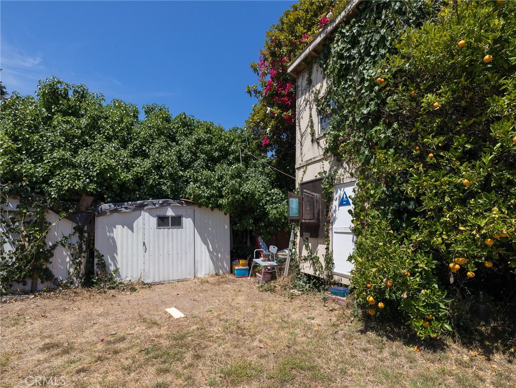 423 W Maple Avenue