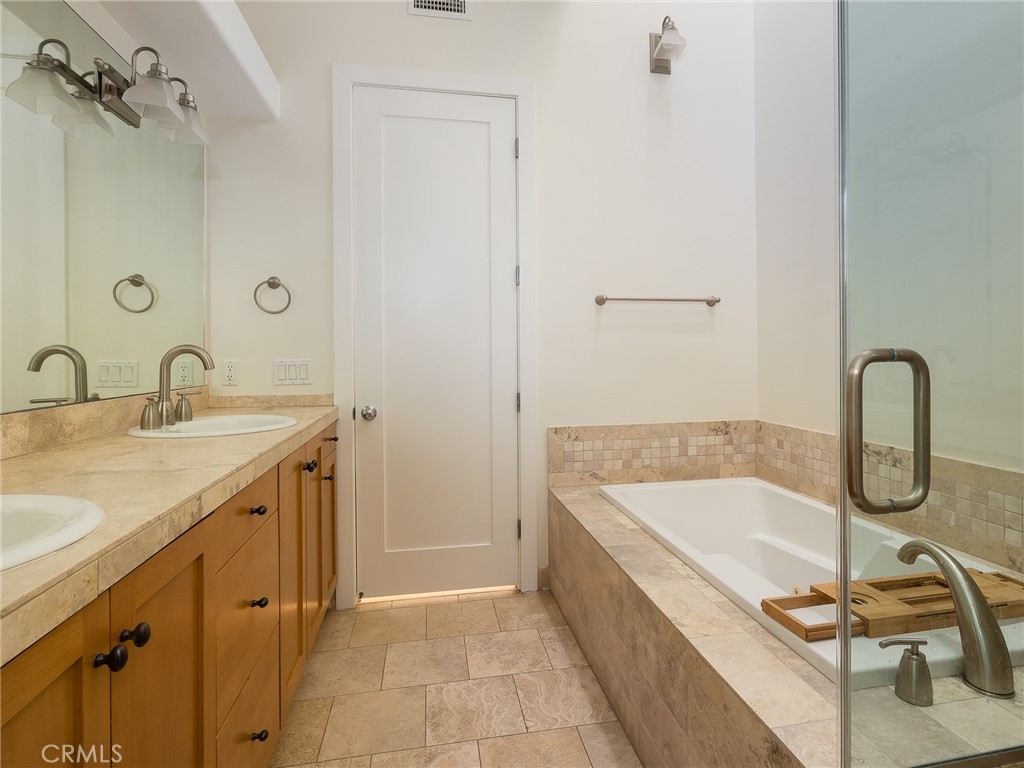 311 Kansas Street Unit: A