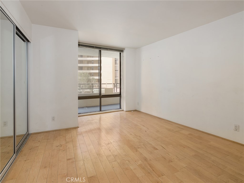 4316 Marina City Drive Unit: 331