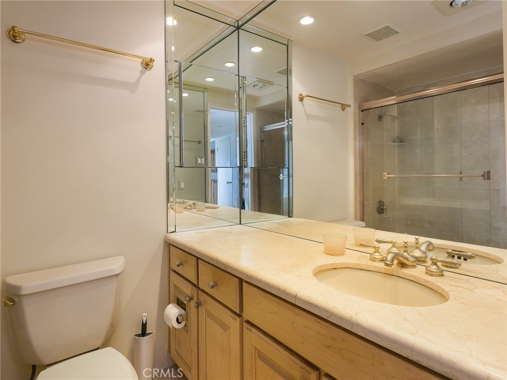 4316 Marina City Drive Unit: 331