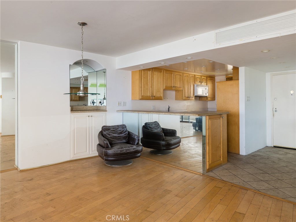 4316 Marina City Drive Unit: 331