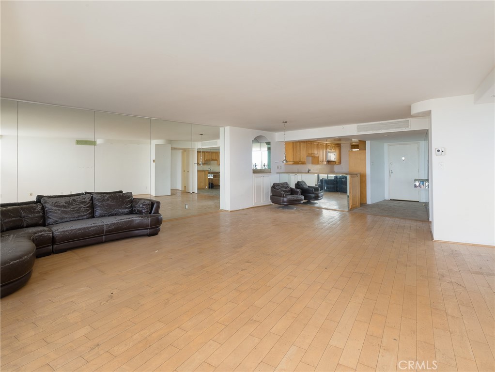 4316 Marina City Drive Unit: 331