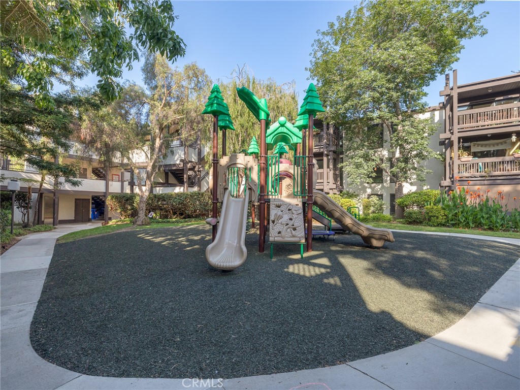 7765 W 91st Street Unit: A1122
