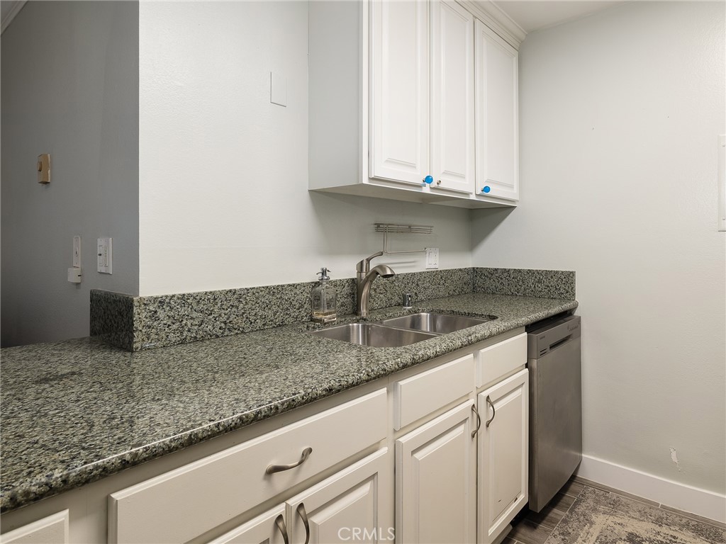 7765 W 91st Street Unit: A1122