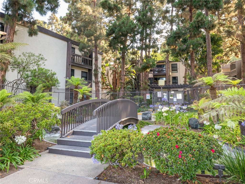 7765 W 91st Street Unit: A1122