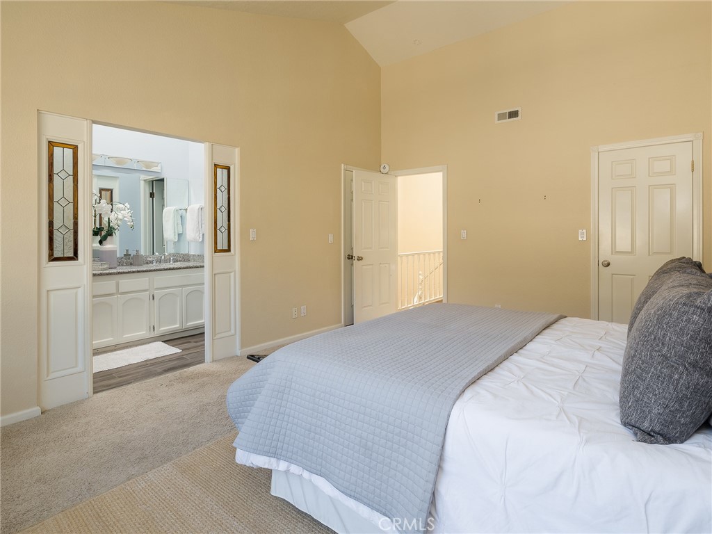 1711 E Pine Avenue Unit: 6