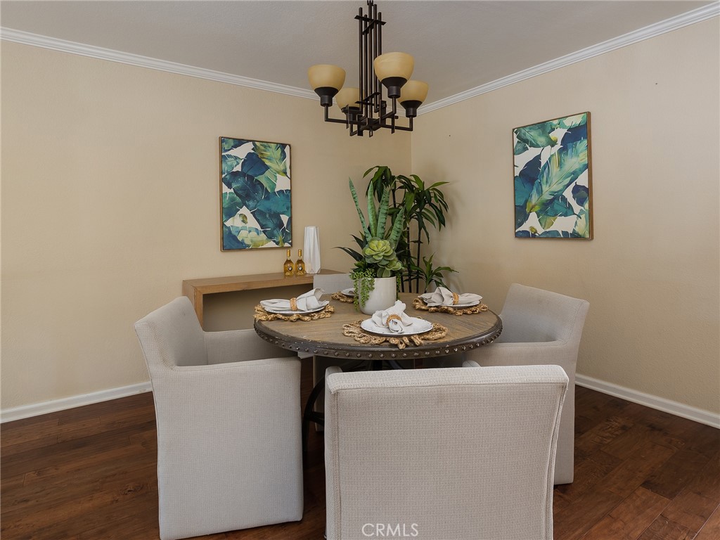 1711 E Pine Avenue Unit: 6