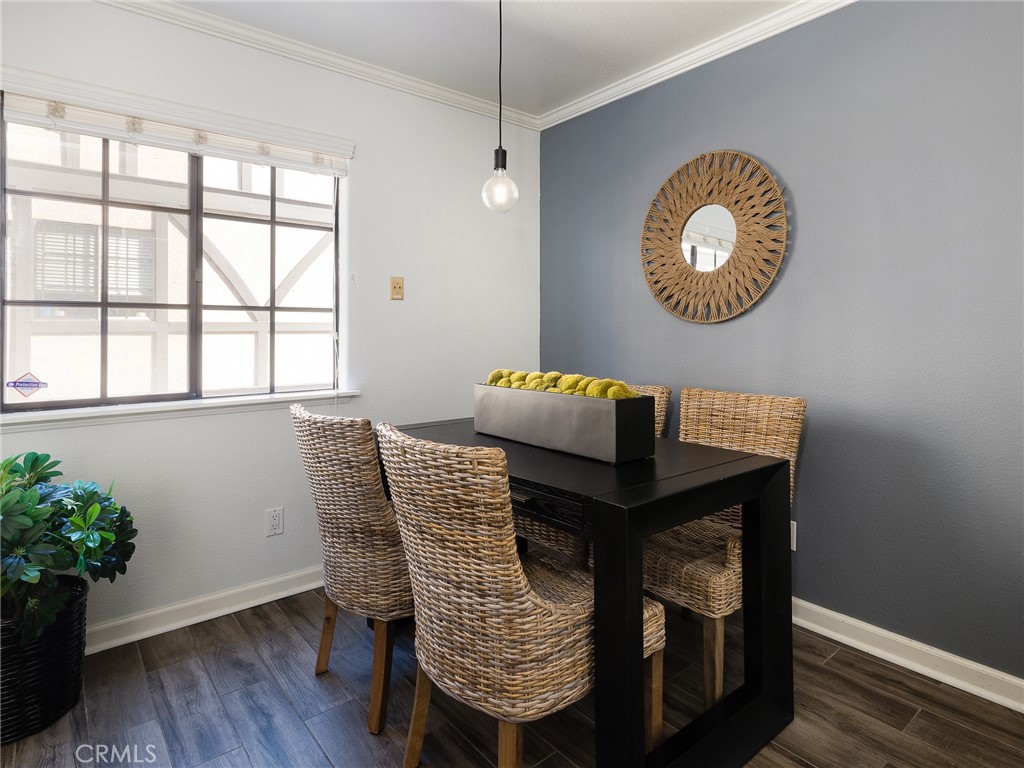 1711 E Pine Avenue Unit: 6