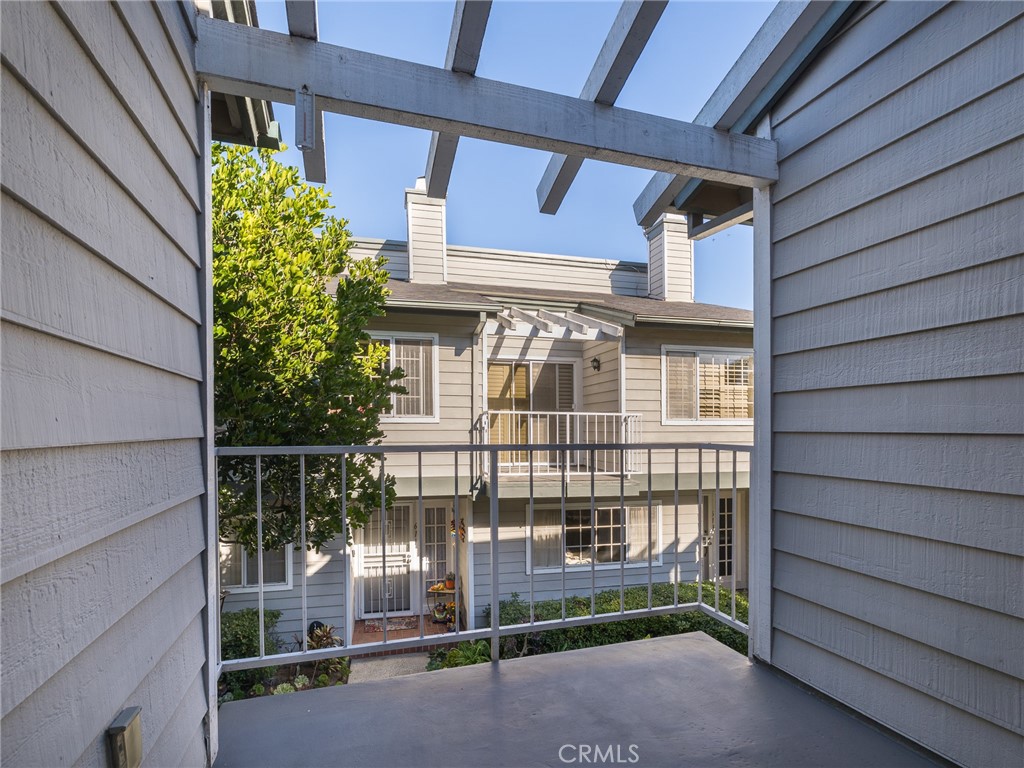 607 E Pine Avenue