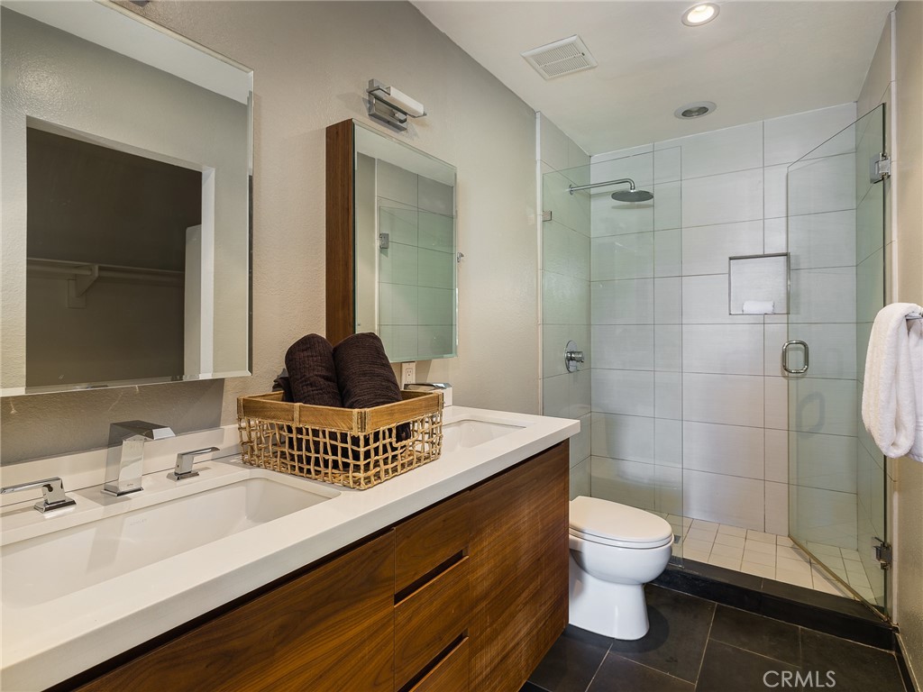 8150 Manitoba Street Unit: 3