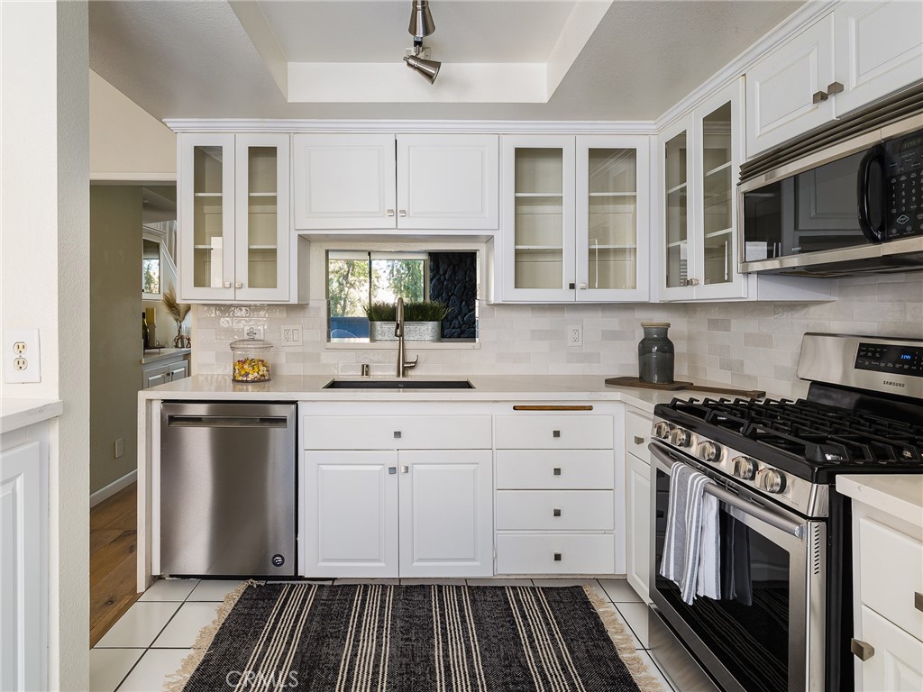 8150 Manitoba Street Unit: 3