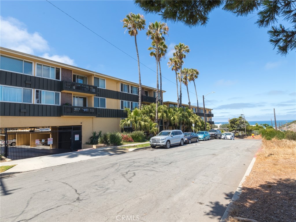 770 W Imperial Unit: 16