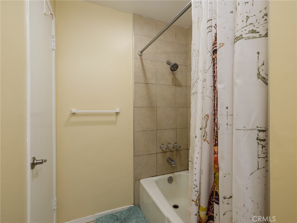 770 W Imperial Unit: 16