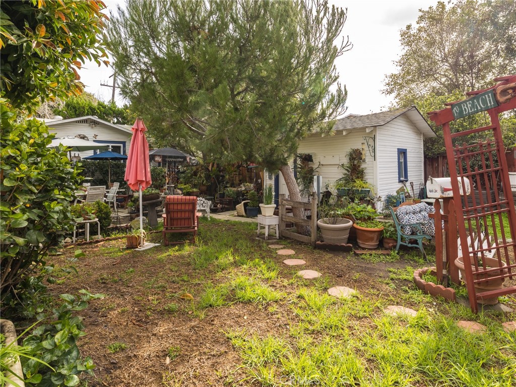 947 Virginia Street