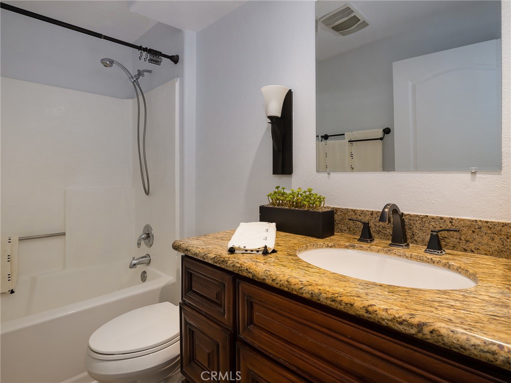 7120 La Tijera Boulevard Unit: A201