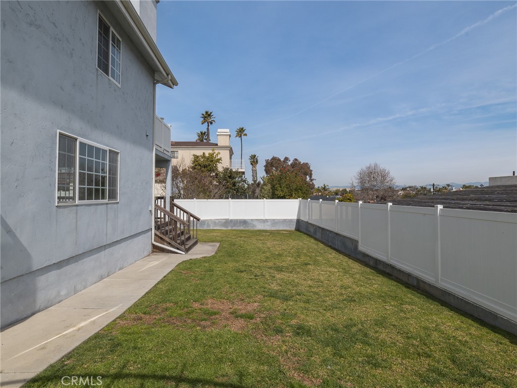 535 W Palm Avenue