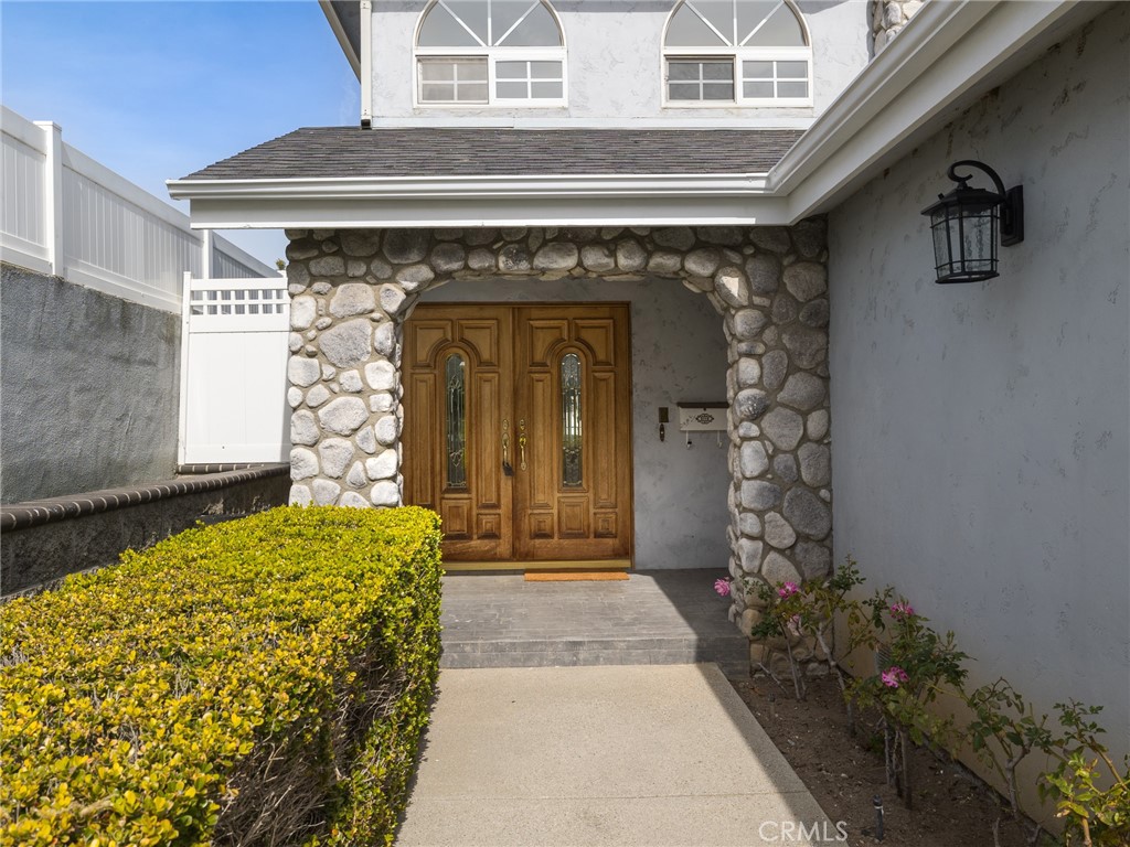 535 W Palm Avenue