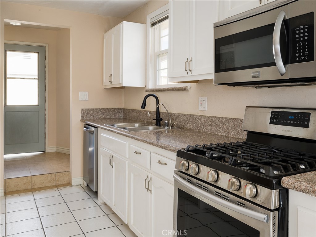 1061 W 210th Street