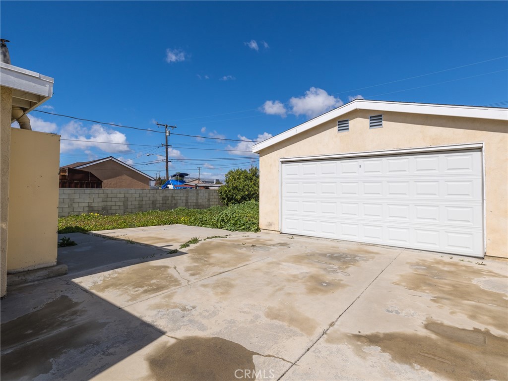 1061 W 210th Street