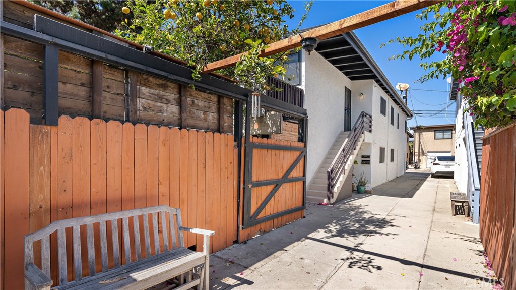 113 Sunridge Street