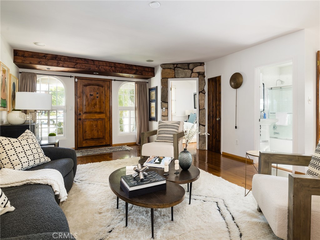 228 W Maple Avenue