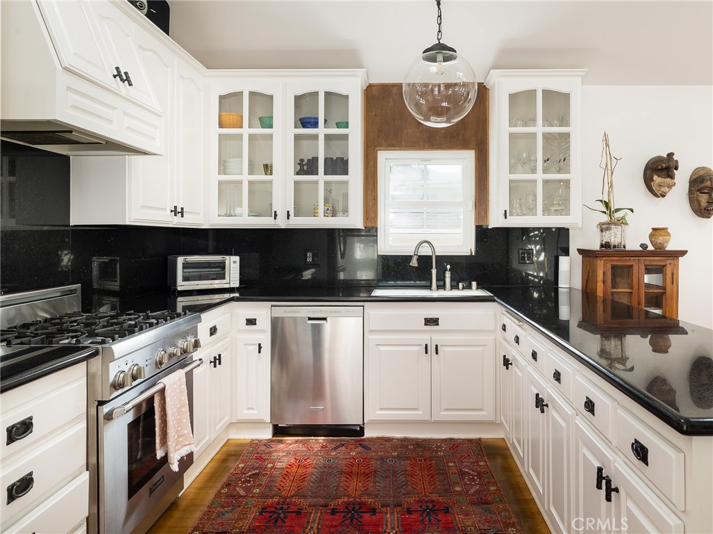 228 W Maple Avenue