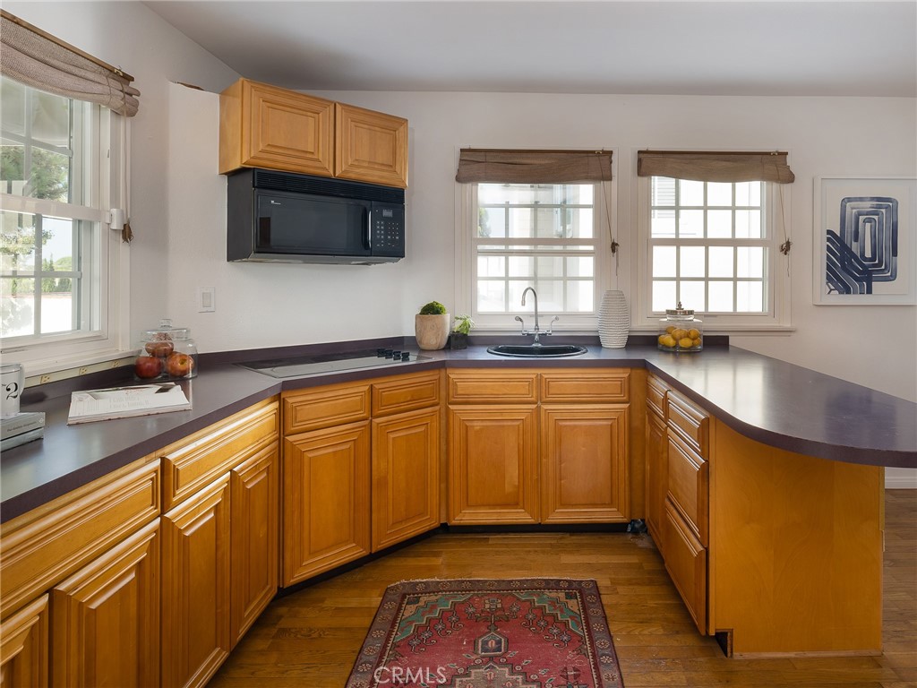 228 W Maple Avenue