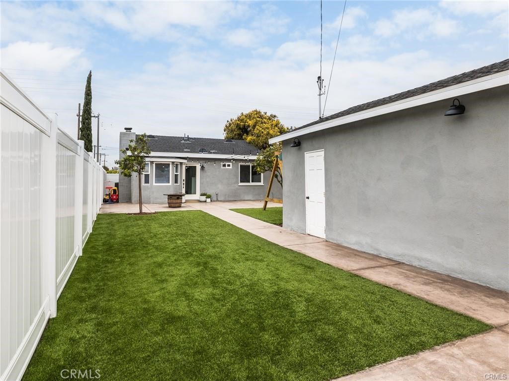 808 Crenshaw Boulevard