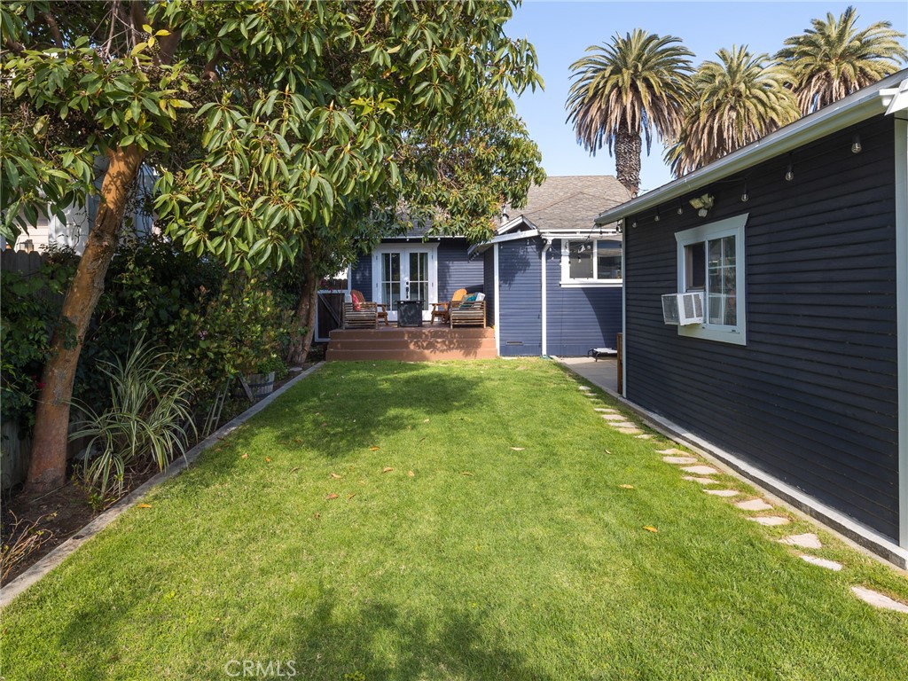 819 Cota Avenue